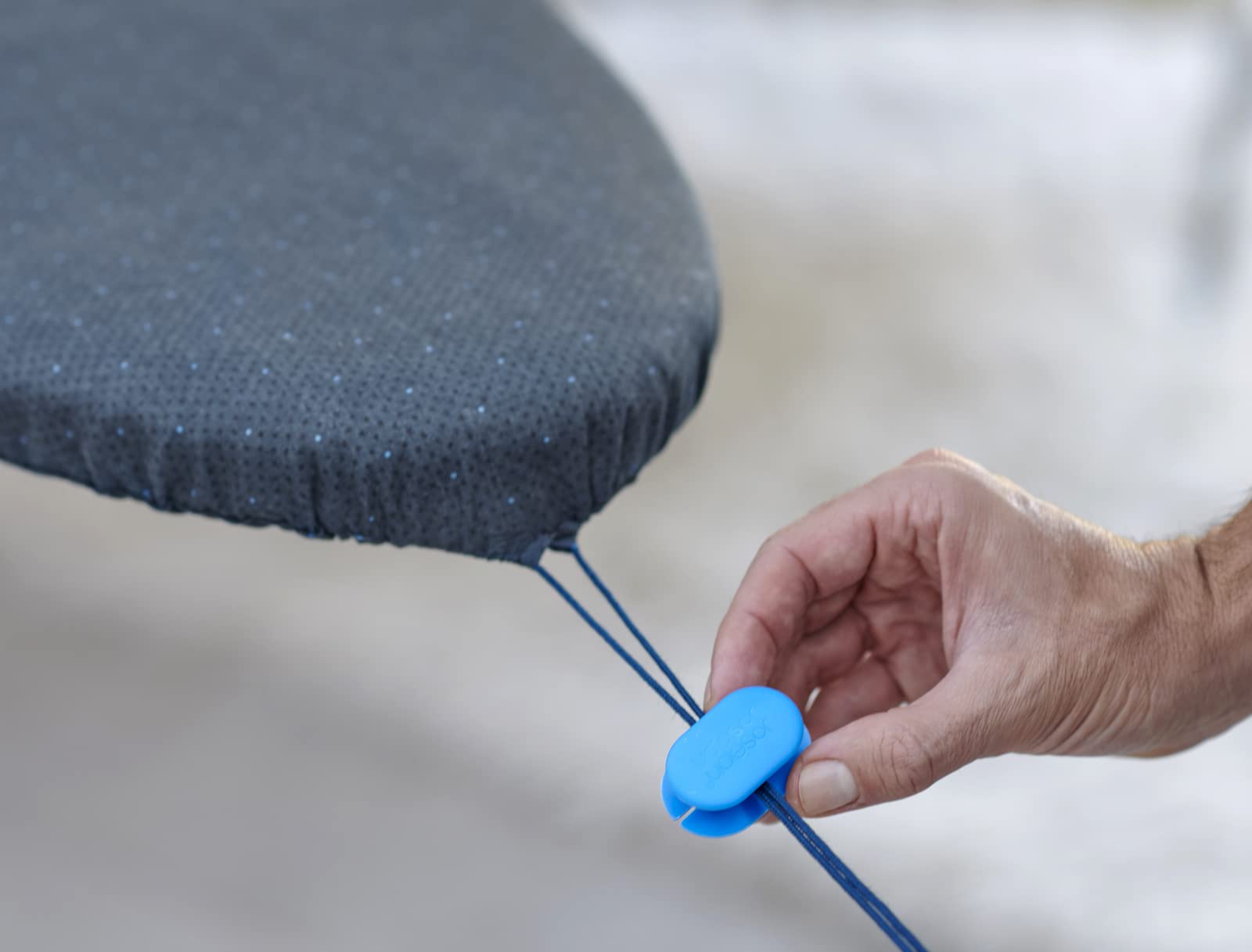 joseph-joseph-glide-plus-housse-de-table-repasser-dripshield-130-x-38-cm-multico image 5