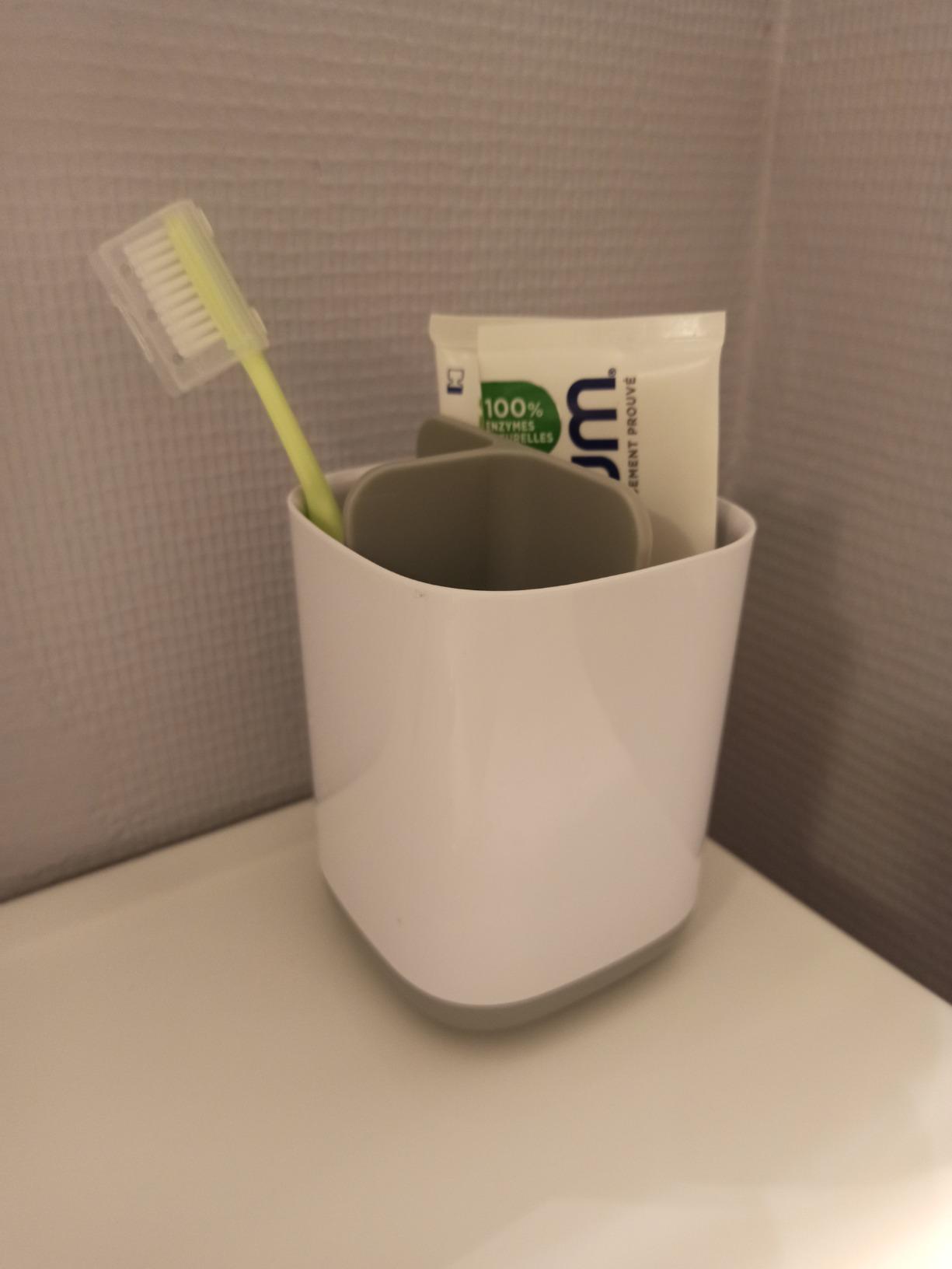 Enfin une salle de bain tidy, merci Joseph Joseph
