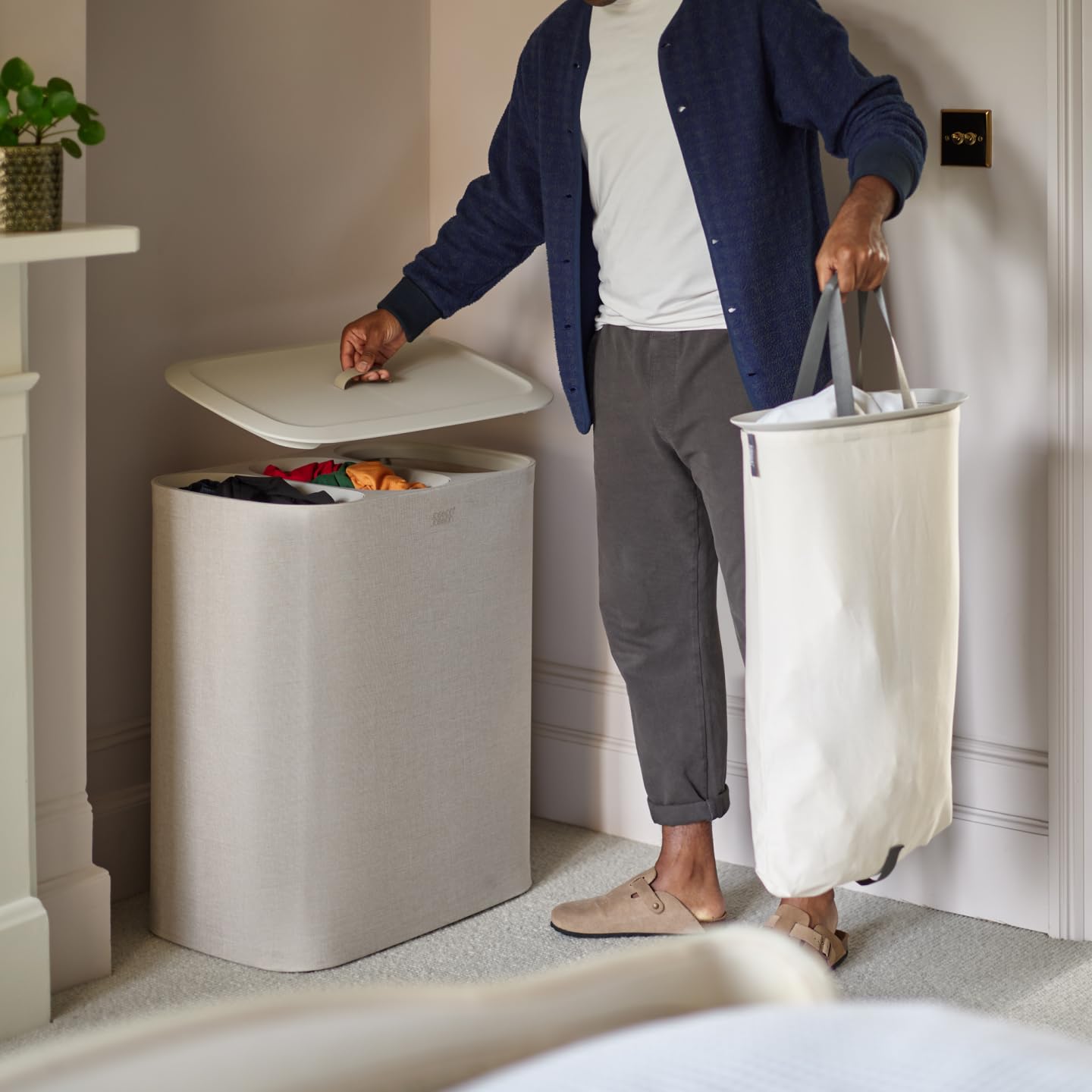 joseph-joseph-tota-trio-panier-linge-90-l-avec-couvercle-3-sacs-amovibles-de-30- image 2