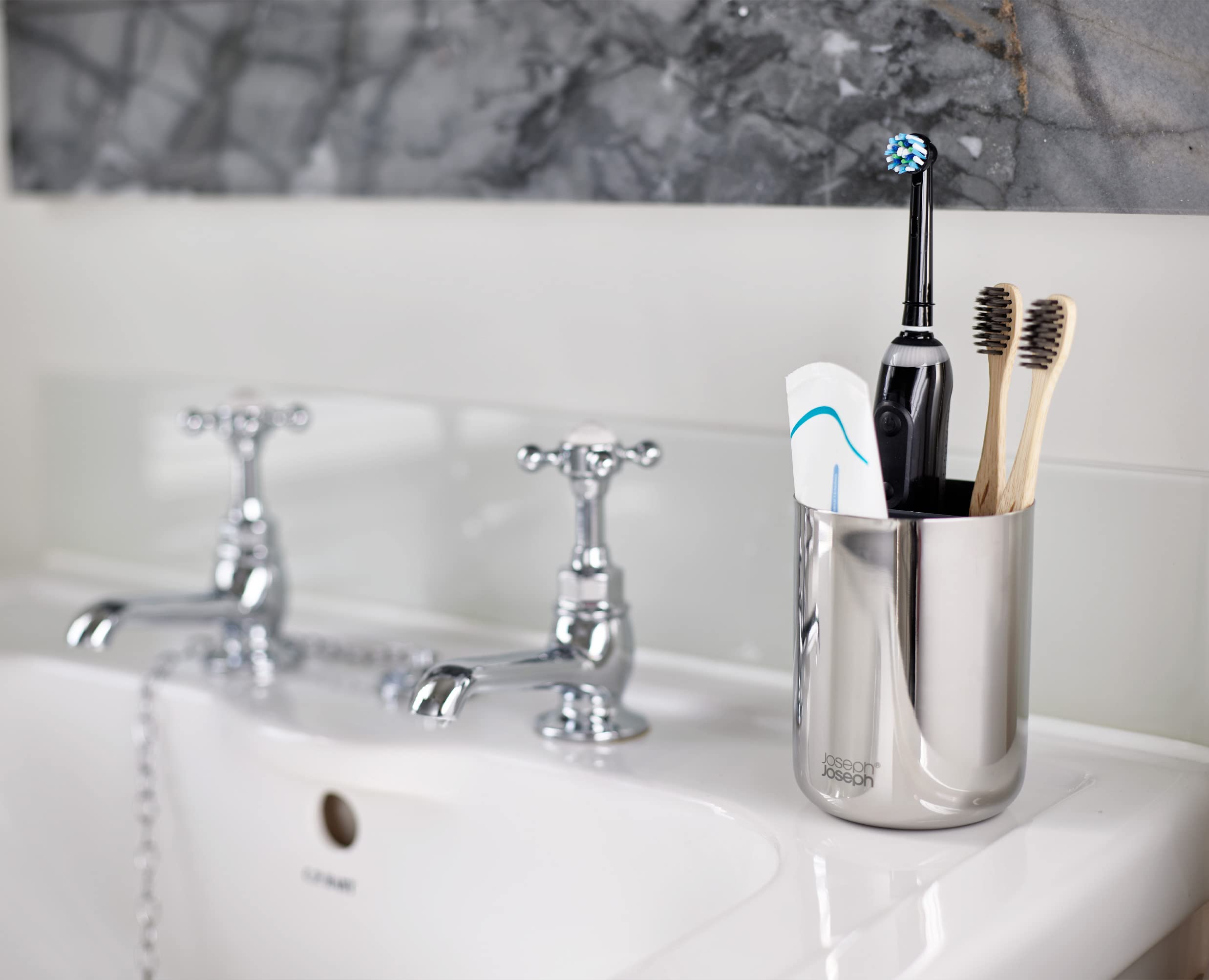 joseph-joseph-easystore-porte-brosse-dents-acier-inoxydable-poli-rangement-salle image 5