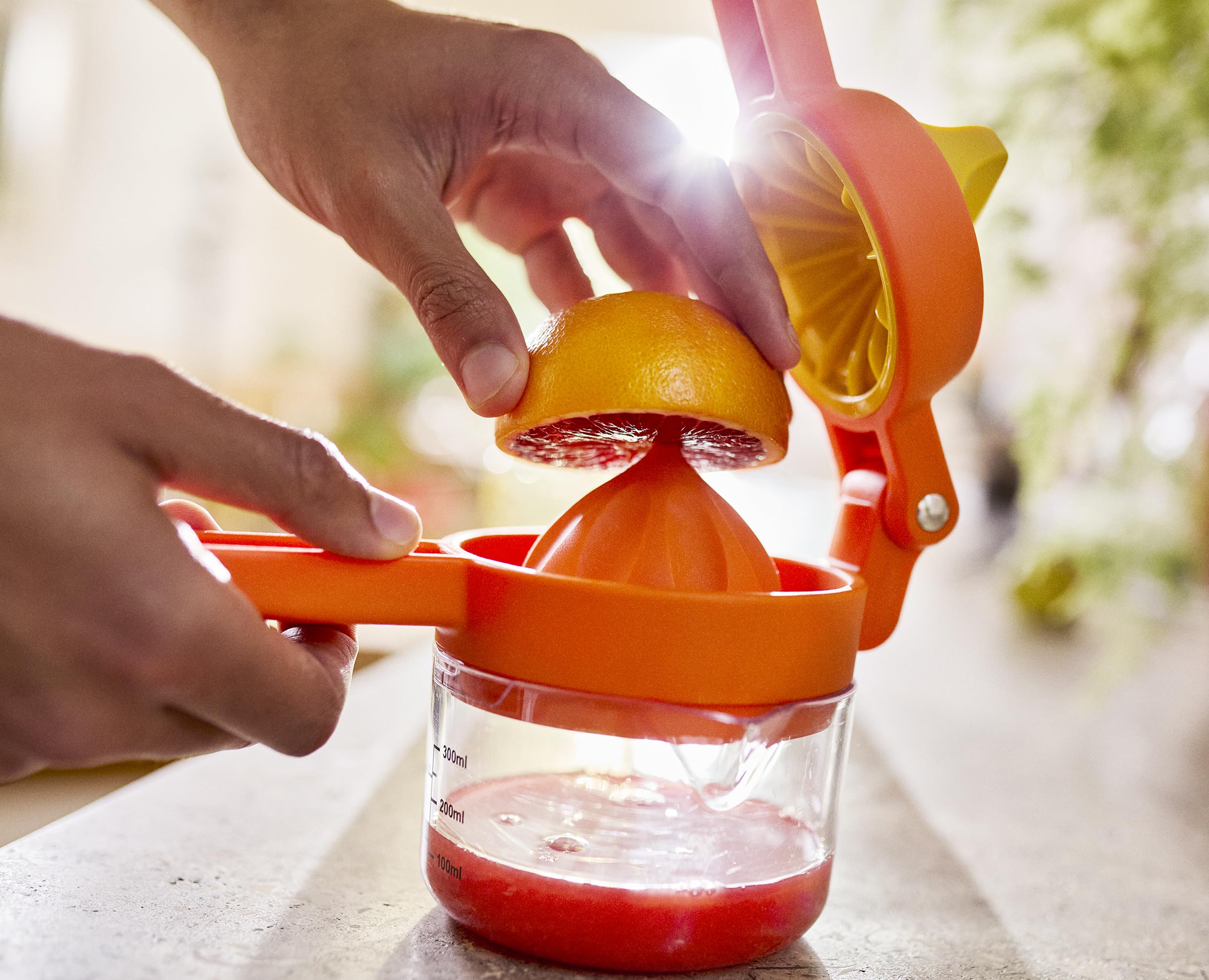 joseph-joseph-juicemax-plus-presse-agrumes-manuel-double-action-avec-pichet-coll image 6