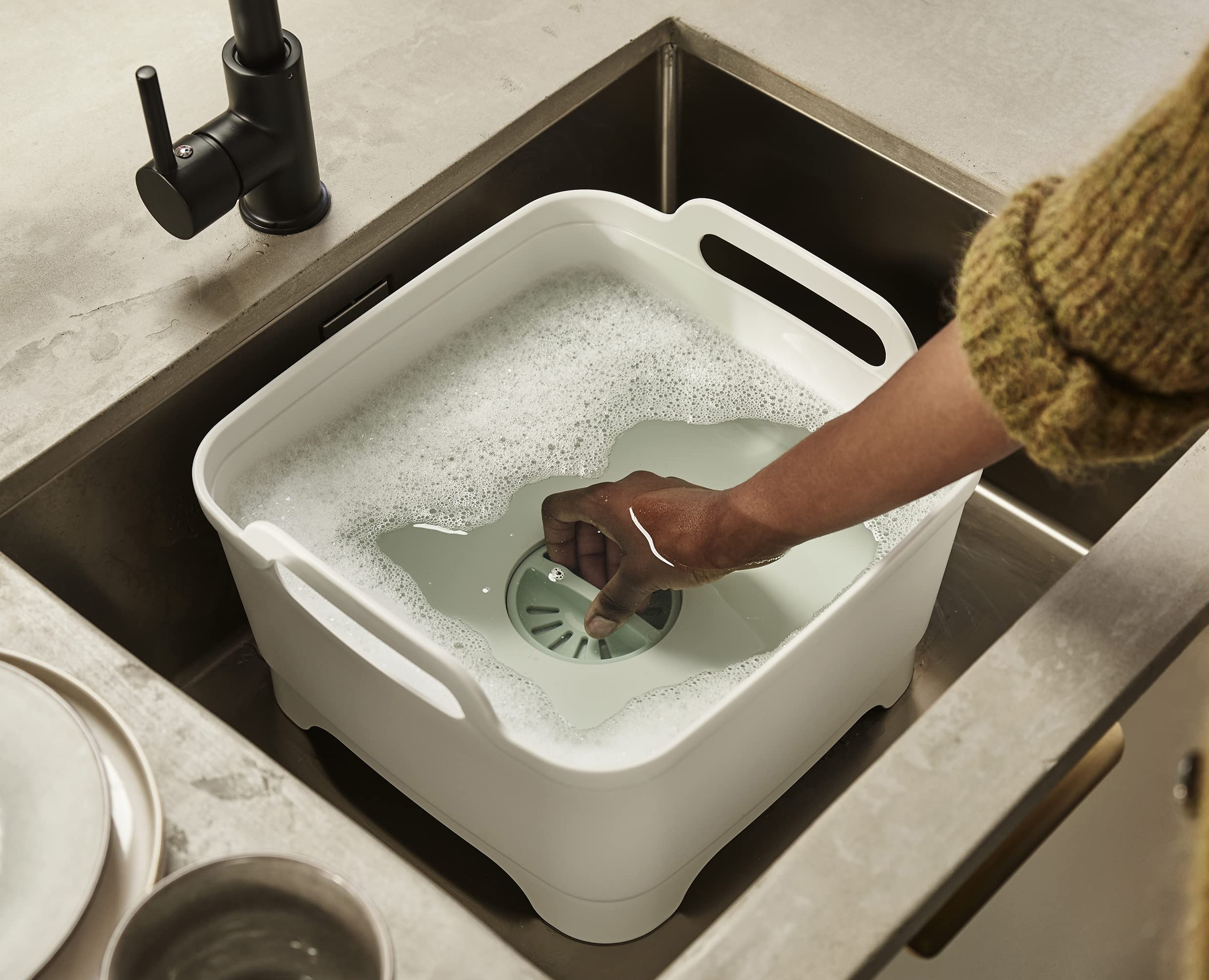 joseph-joseph-wash-drain-bassine-vaisselle-9-l-avec-poign-es-et-bouchon-de-vidan image 4